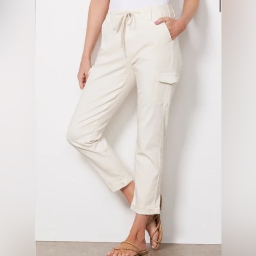 Paige Christy Mid-Rise Straight Cargo Pants Size: 26 Color: Quartz Sand $113